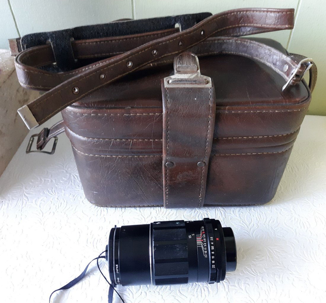 vintage sears 135 mm lens and camera bag (1 of 5)