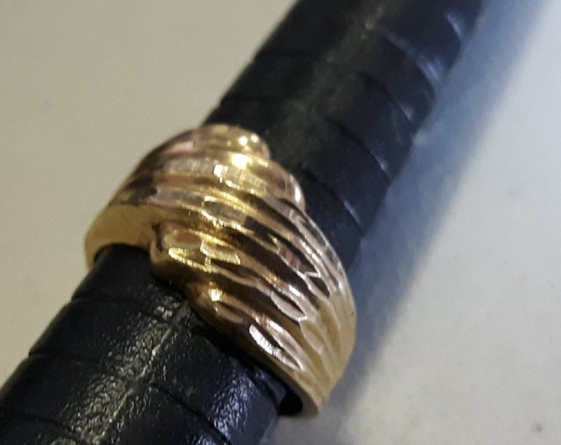 Ring 14K gold Estate sz 6 (1 of 5)