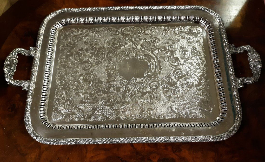 VINTAGE SP  SERVING TRAY Rogers pierced! (1 of 5)