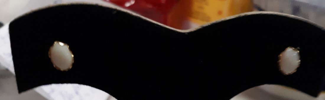 genuine opal & 14K yellow gold earrings (1 of 2)