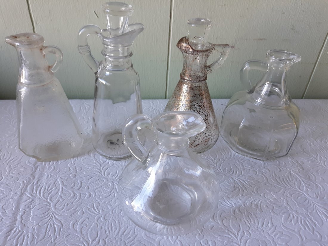 vtg/ antique oil & vinegar bottles hazel atlas too: from estate collection 5 early vinegar and oil bottles check out the pics 6" tallest one! all 5 for one bid!