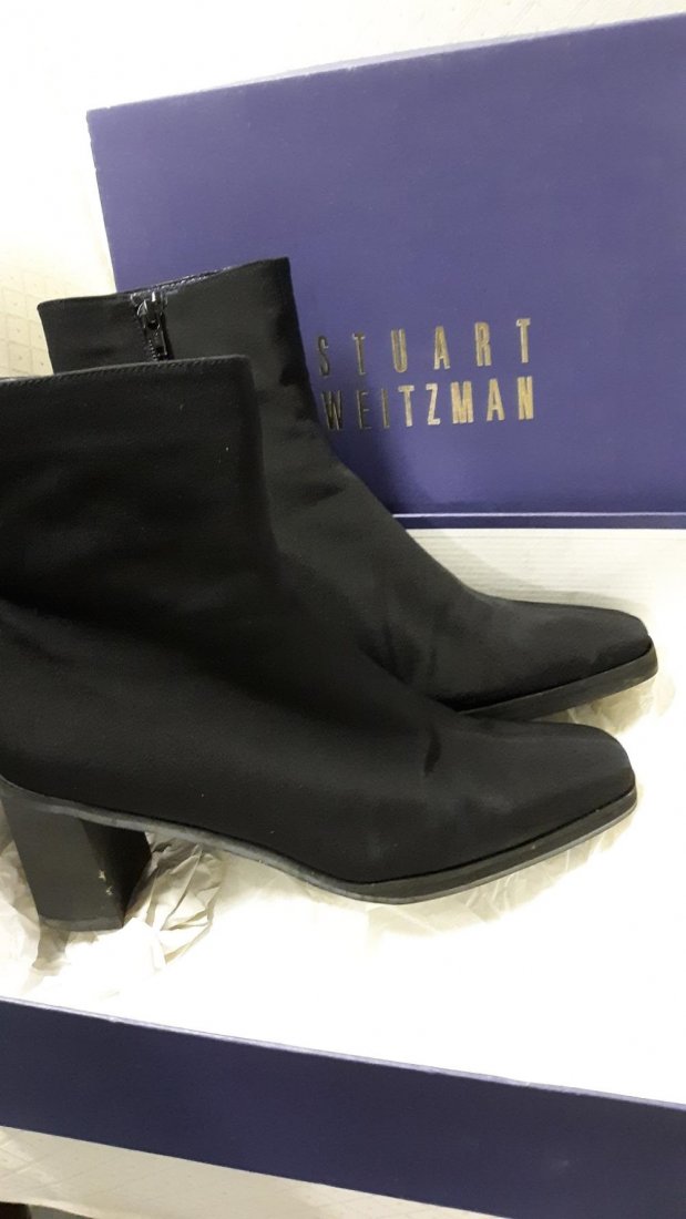 Stuart Weitzman Boots Blizzard Black Sz 8: stuart weitzman boots blizzard black gore tex sz 8 w/box in very good condition from estate see pics