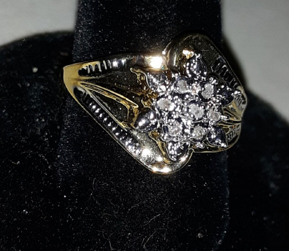 Diamond cocktail ring sz 7 (1 of 2)