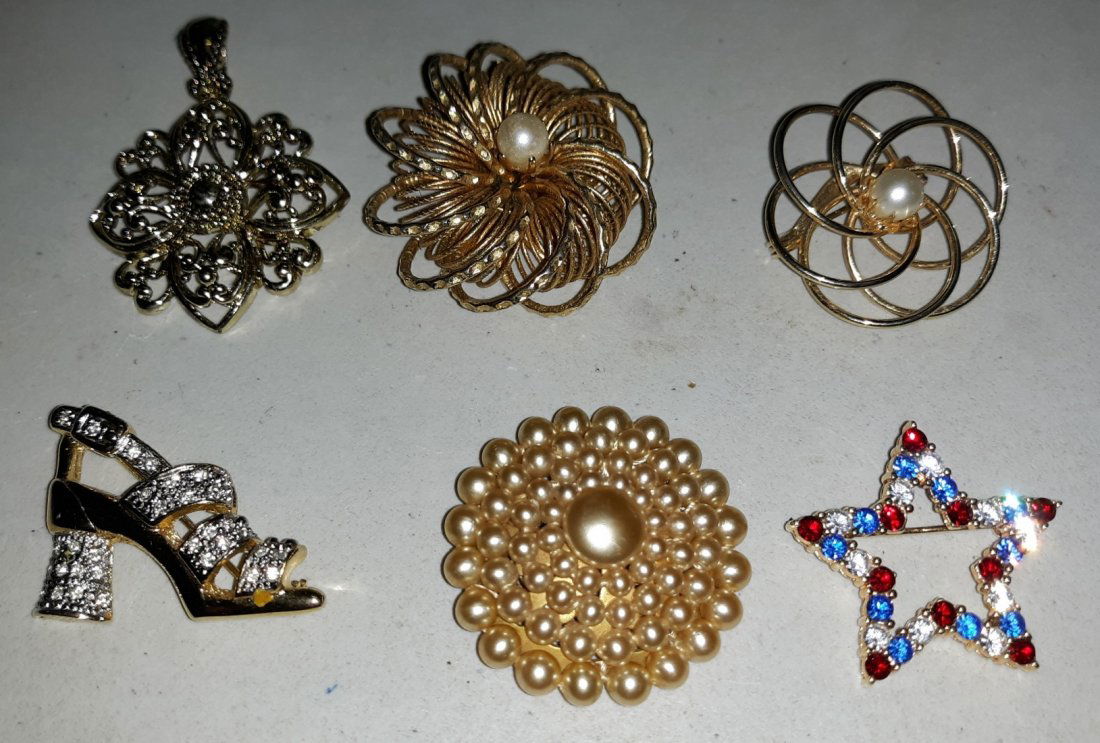 brooch & slide collection barbara mandrell ,rivers (1 of 2)