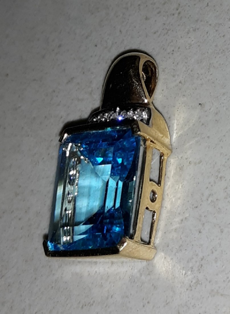 swiss blue topaz emerald cut & diamond pendant 10K! (1 of 3)