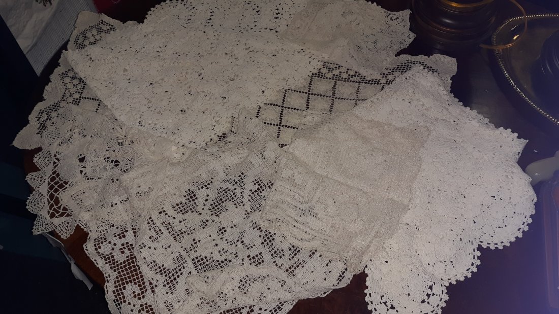 Estate lot of crocheted dresser scarves & more!: Estate lot of crocheted dresser scarves and more! vintage and antique 7 pcs all are just beautiful different sizes see pics all 7 for one bid