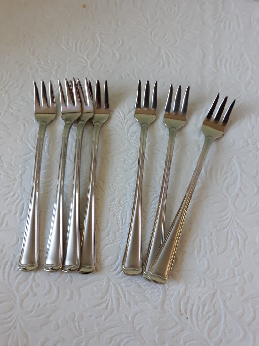 Gorham Monet stainless 18/8 satin cocktail forks 7 (1 of 3)