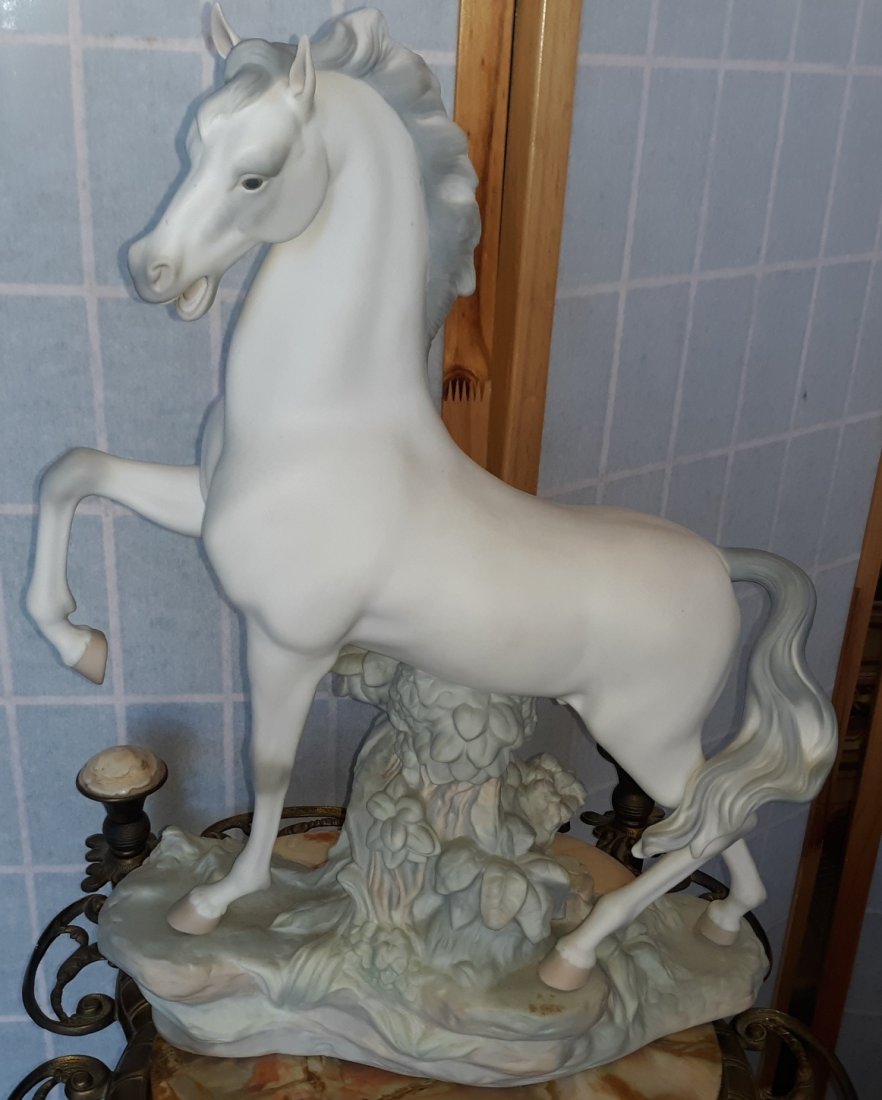 LLadro Horse large 17 1/4" Matt finish by V Martinez (1 of 7)