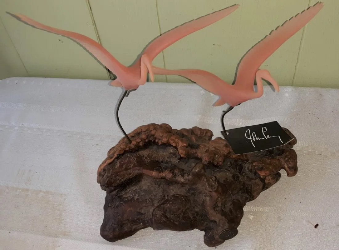 Flamingo Sculpture statue DUO by John Perry artist: Flamingo Sculpture two by John Perry FLYING on burlwood, original tag still on it and also original label too. in very good conditon 10" wide at widest and 10 1/2" tall at tallest see pics great mid c