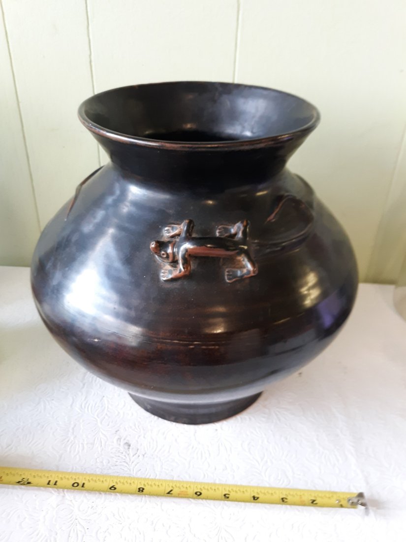 Pottery large Storage jar/jug w/iguana /lizard 12" (1 of 5)