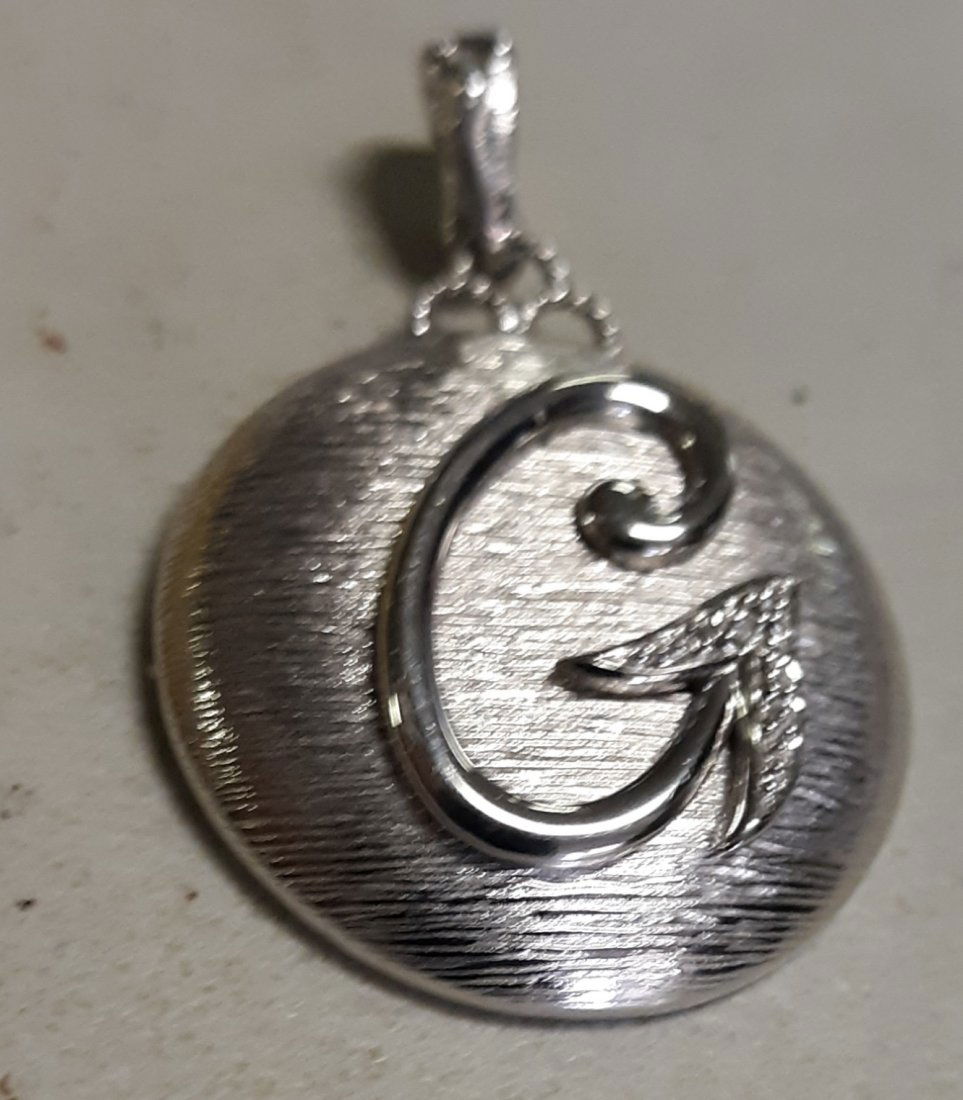 sterling & diamond pendant jewelry (1 of 2)