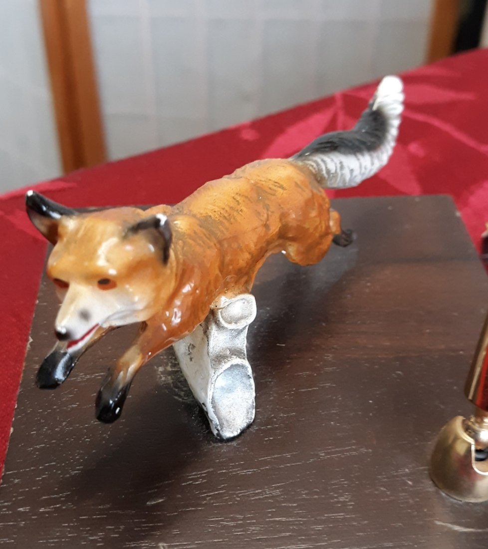 vtg parker pen desk set with fox!: 3 1/2" x 3 1/2" and 7" tall very unique with a fox on it perfect for the fox hunt lover see pics
