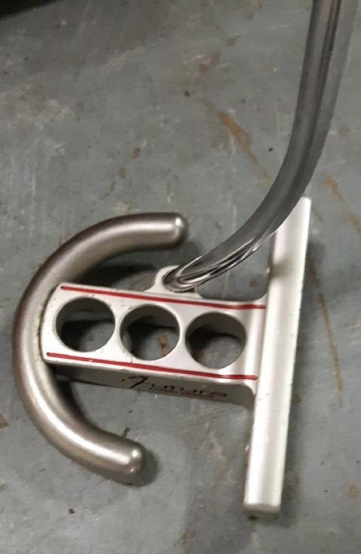 titleist scotty Cameron futura golf putter (1 of 5)