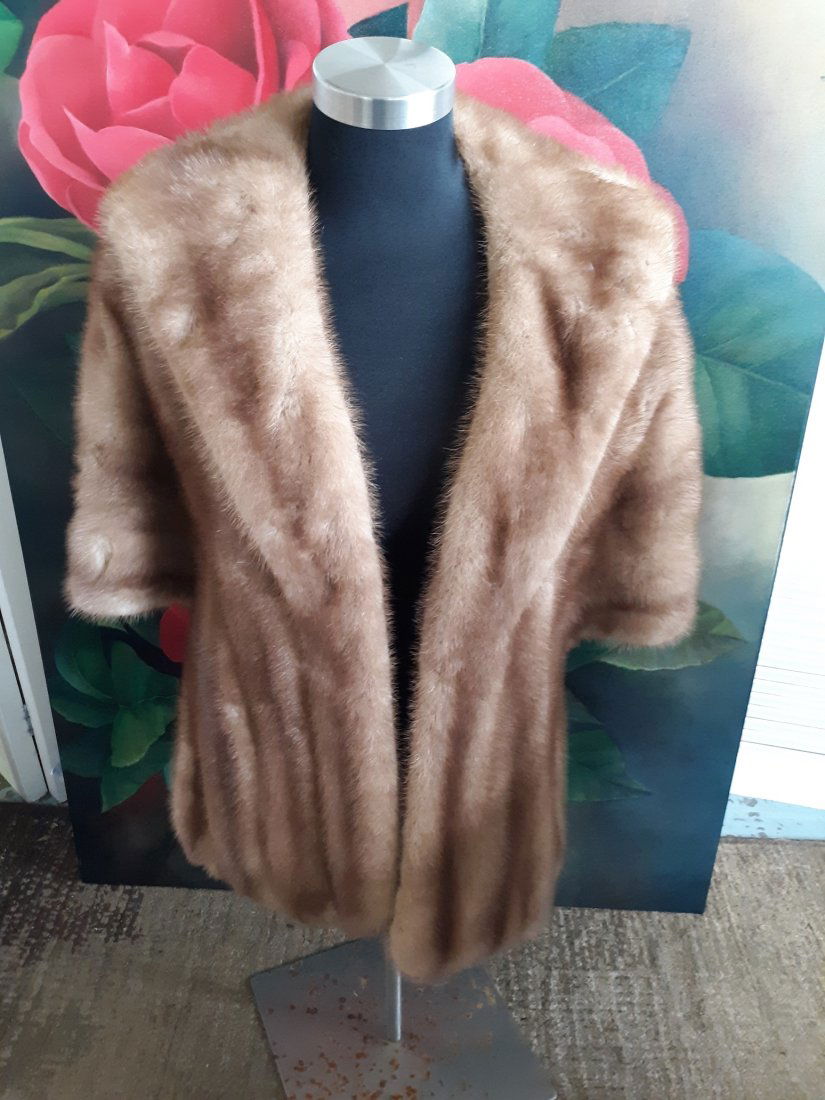 Vintage Autumn Haze EMBA Natural Brown Mink Stole (1 of 4)