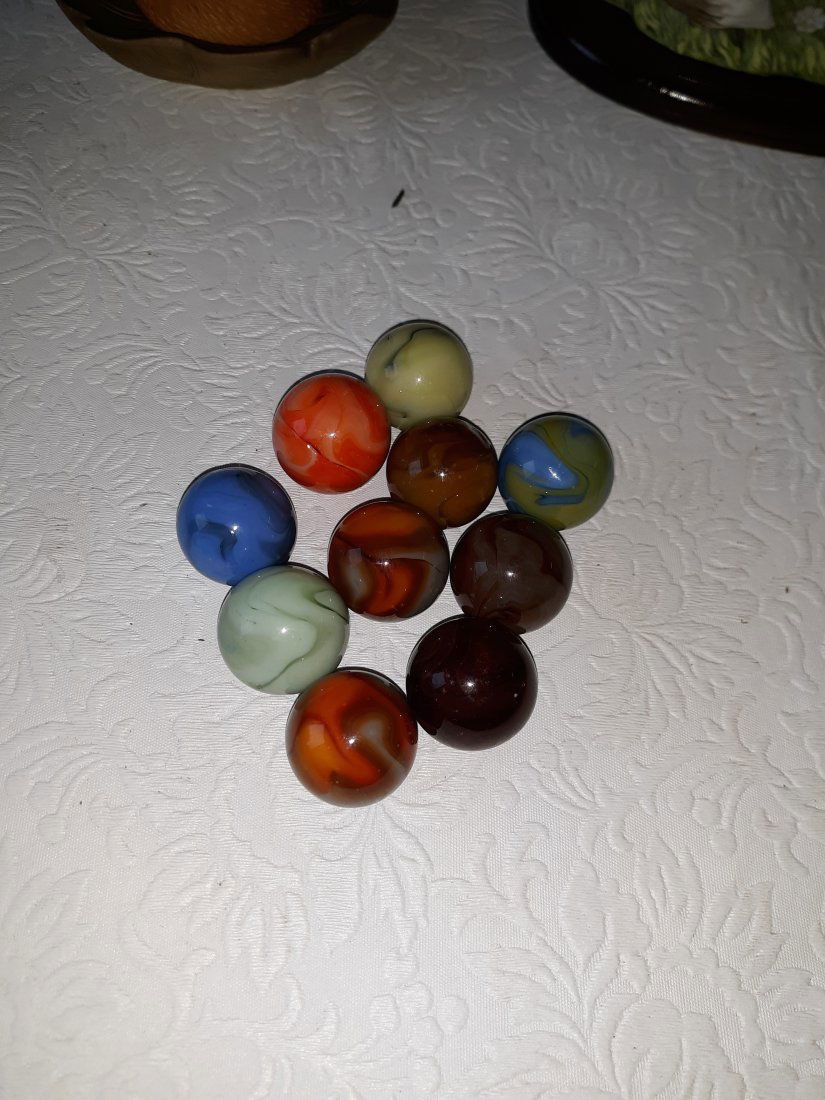 marbles lot of 10 swirl shooter pontil too appx 1": all 10 for one bid appx 1" + or - lightly played with see pics