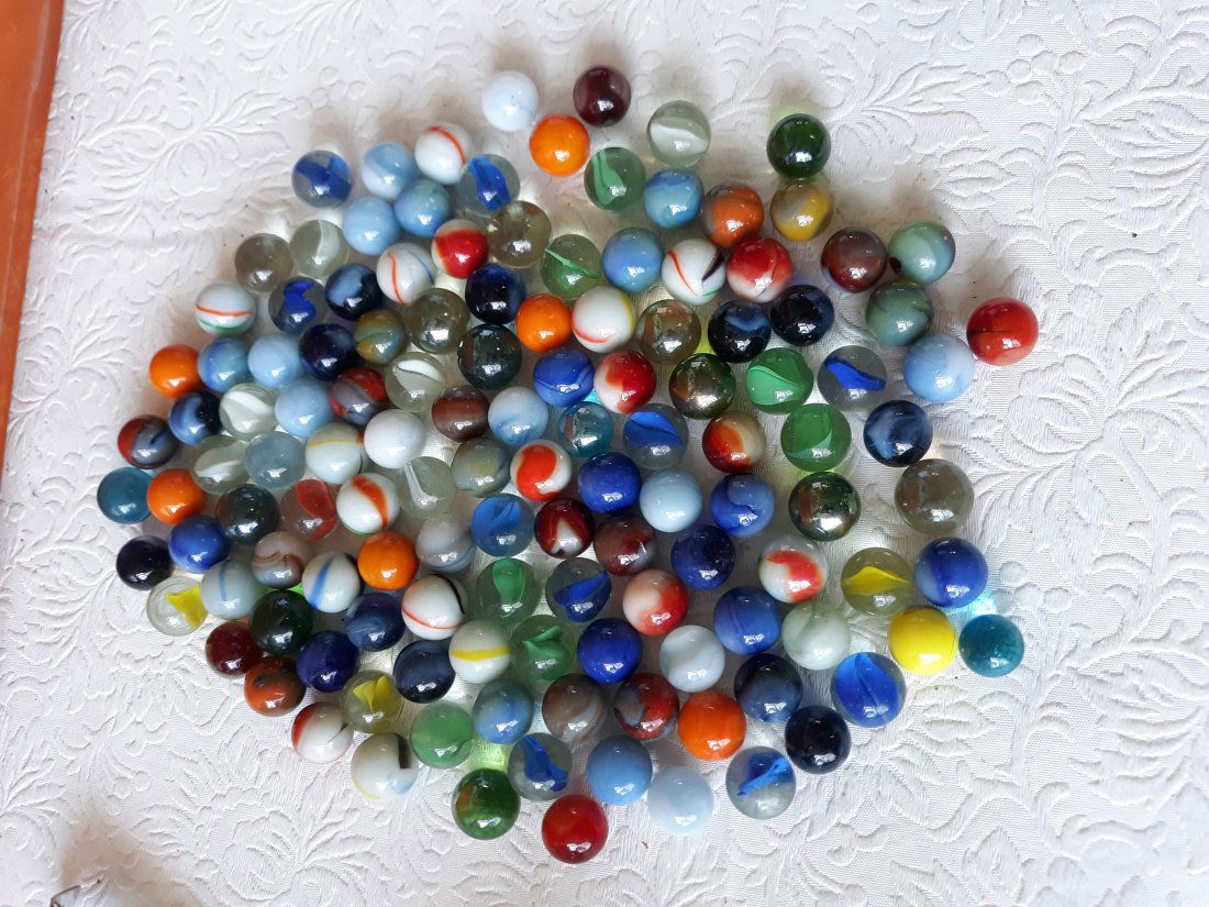 marbles ant. lot 0f 125 glowies, swirls, handmade (1 of 3)