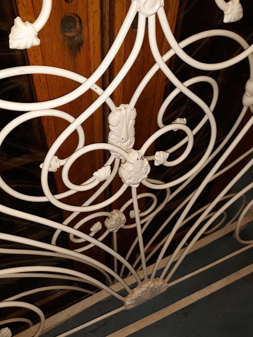 antique cast iron & brass bed w/rails Beautiful! (1 of 4)