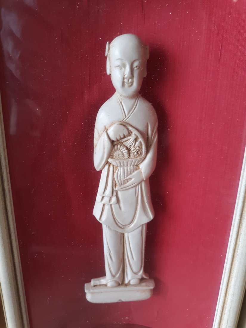 Asian 1940's figurines in shadow box frames 2 pcs (1 of 4)