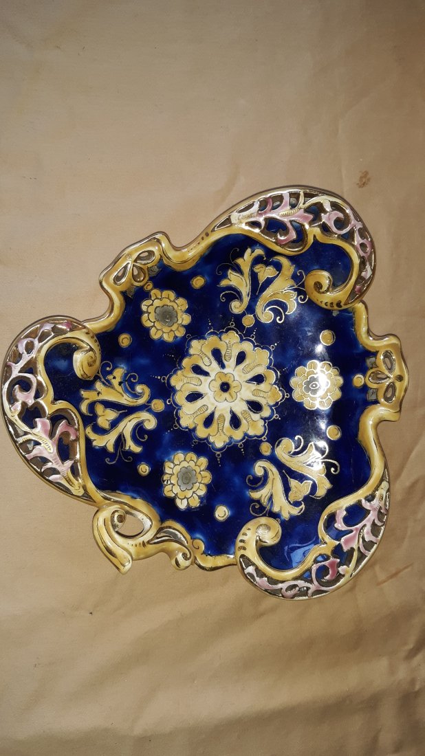 ANTIQUE JOSEF STEIDL ZNAIM MAJOLICA SIGNED DISH  FLOWER DESIGN 1890's. (1 of 4)