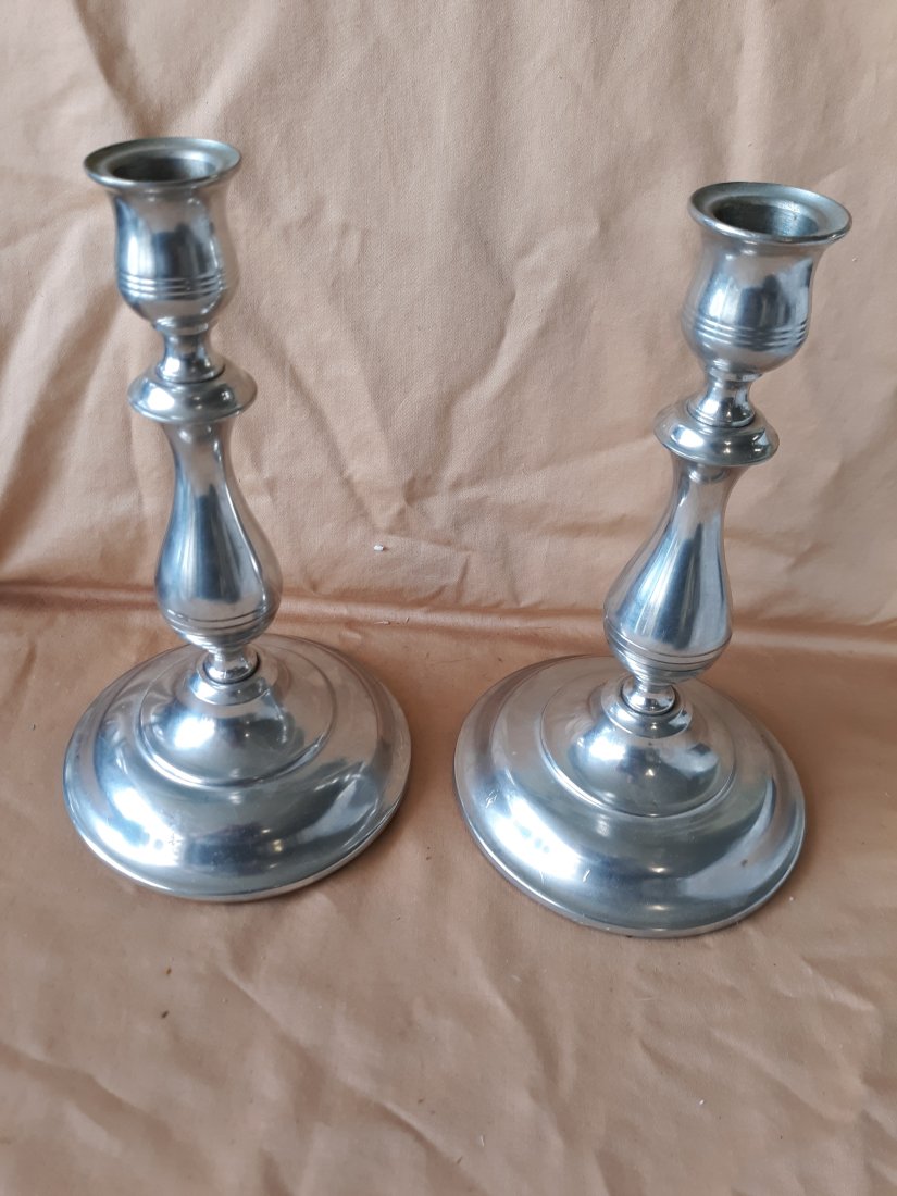 kirk steiff pewter candlesticks pair 7 3/4": from estate beautiful no major dents noted 7 3/4" tall P14-29 lot of 2 see pics