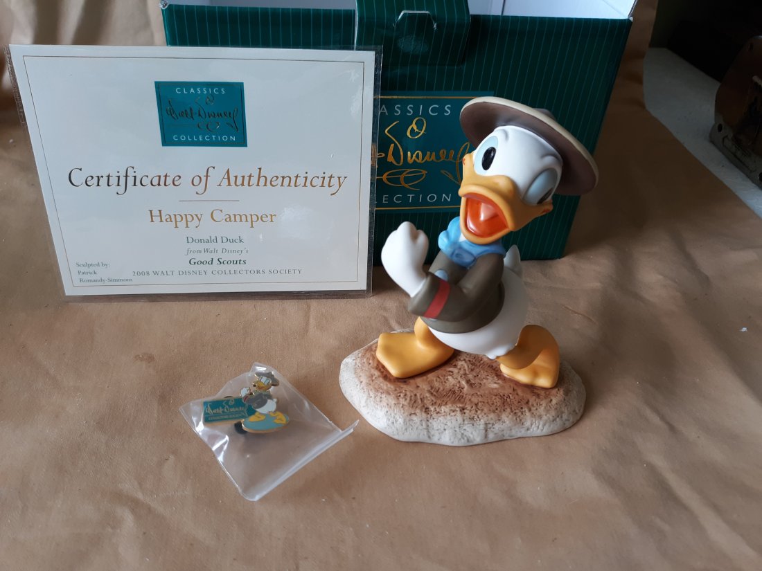 WDCC donald duck happy camper 4007935 w/pin coa (1 of 4)