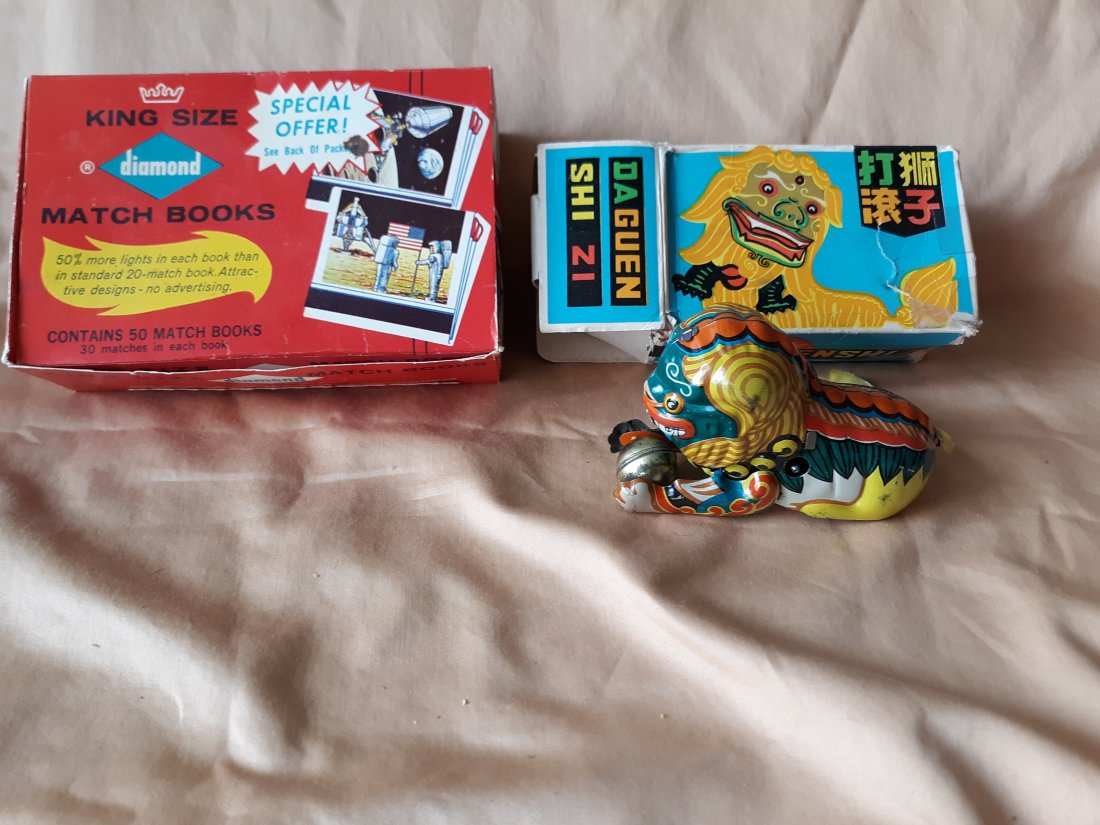 apollo 1969 space age moon landing & shi zi tin litho dragon toy (1 of 3)