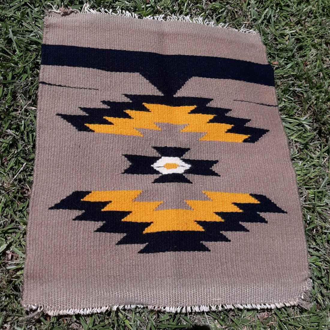 Fred Harvey? Navaho rug from same estate! (1 of 6)