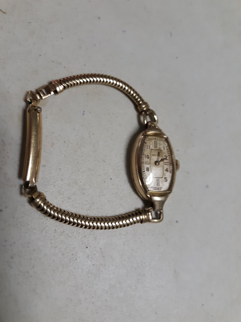 ART DECO 10K WALTHAM WATCH WORKING! (1 of 3)