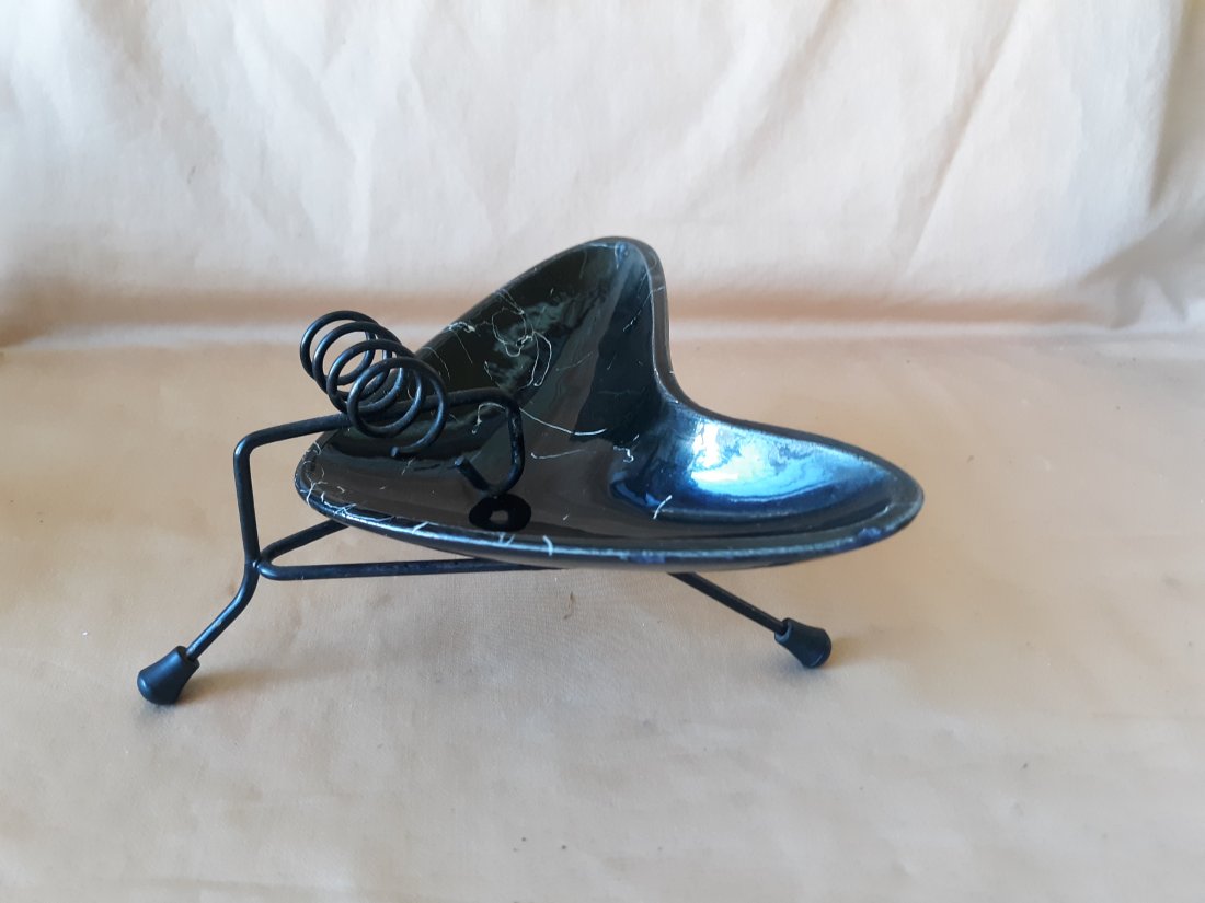 mid century boomerang ashtray w/stand black spatter (1 of 3)
