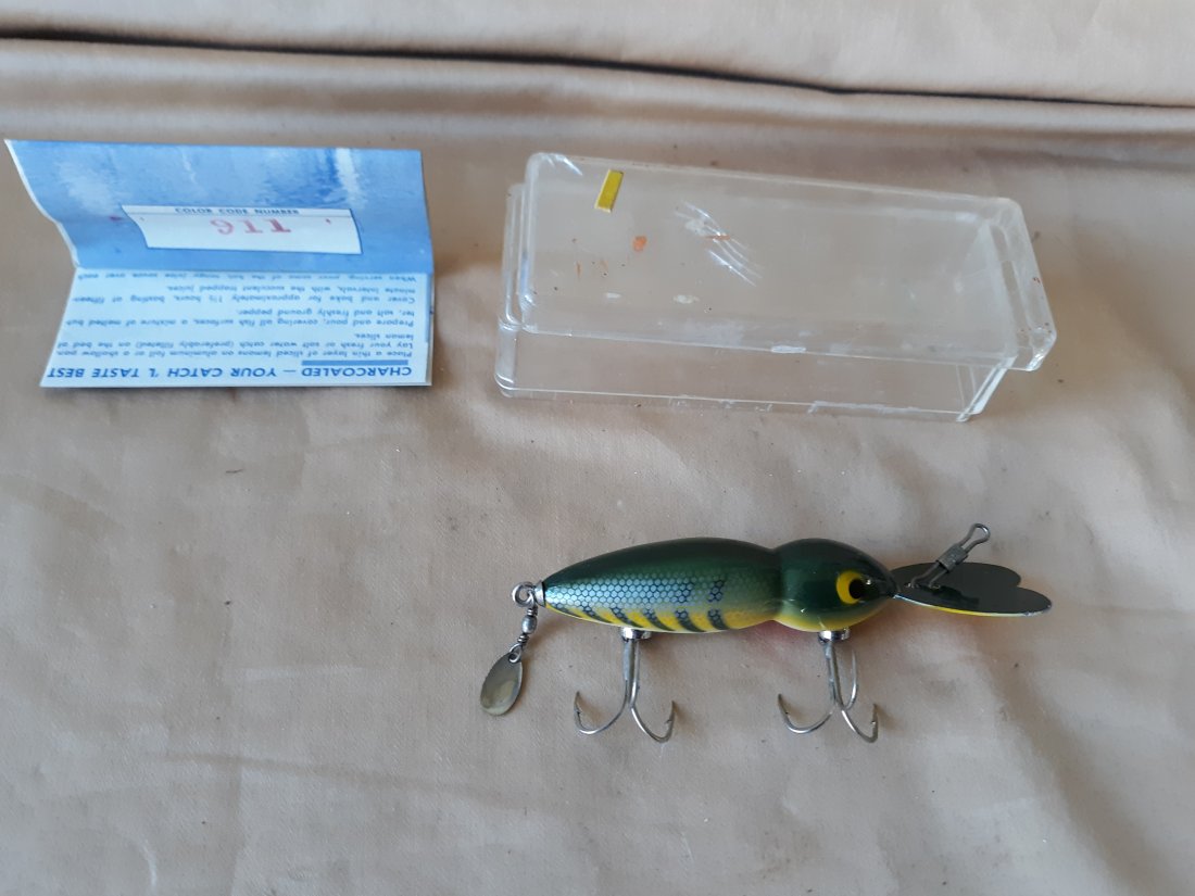 whooper stopper bait co hellbender lure in box 911 (1 of 6)
