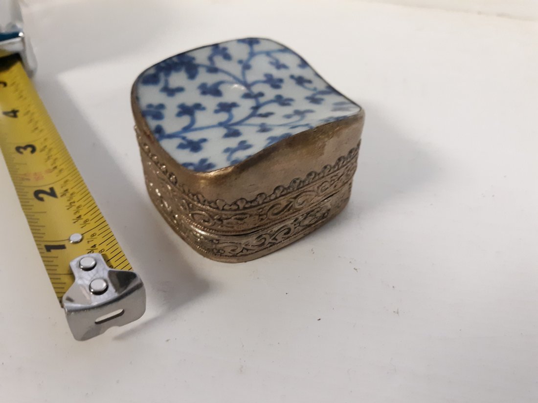 vtg porcelain snuff trinket pill box cobalt (1 of 4)