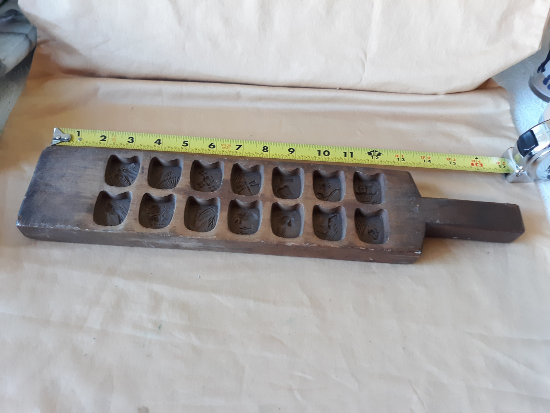 antique carved wood candy / cookie mold signed (1 of 3)