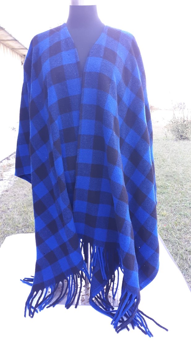 Vintage Pendleton Plaid Wool Shawl Cape blue/black (1 of 4)
