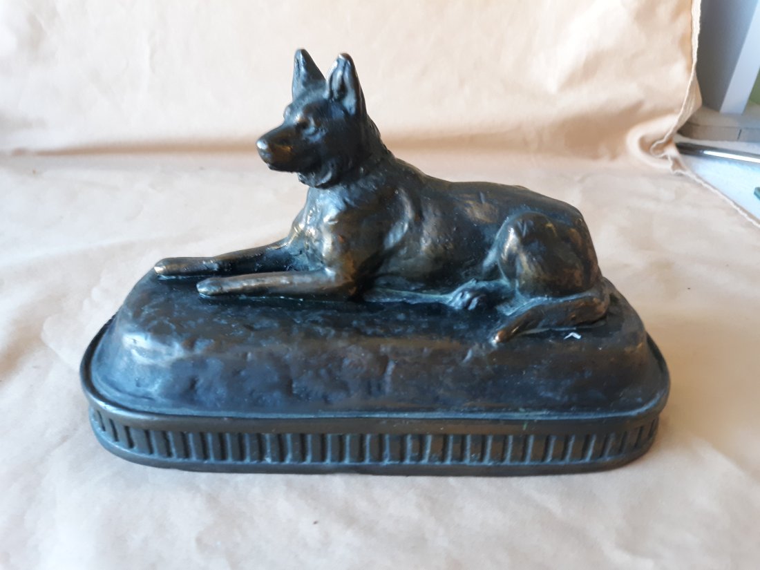 antique bronze german shepherd statue!: could be used for bookend too! beautiful patina 7.5" wide 2.75 deep and 4.5" tall see pics