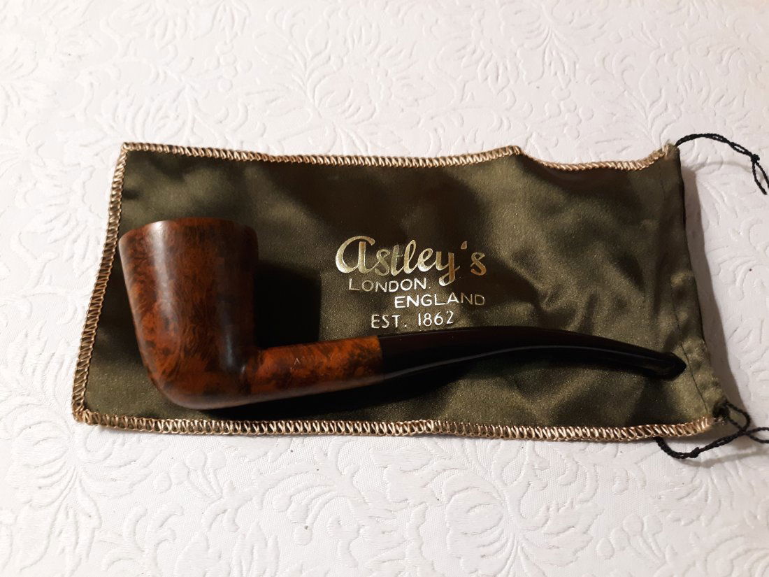 vtg astleys jermyn st london briar tobacco pipe (1 of 5)