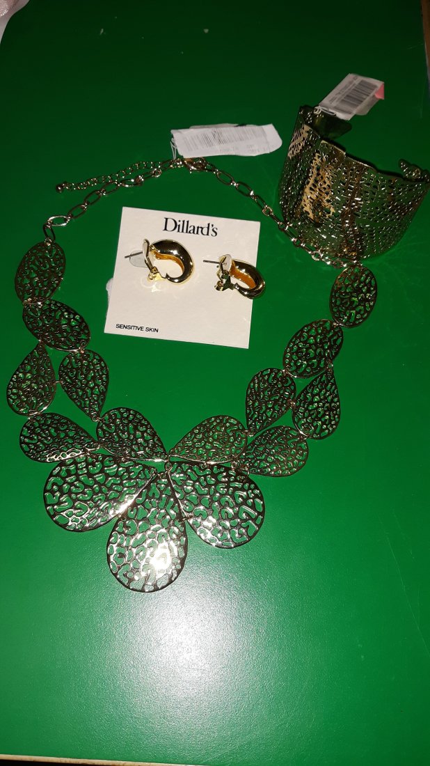 new jewelry NWT necklace, earrings, bracelet: beautiful jewelry all new lovely cuff bracelet , necklace and pierced earring all 3 for one bid see pics