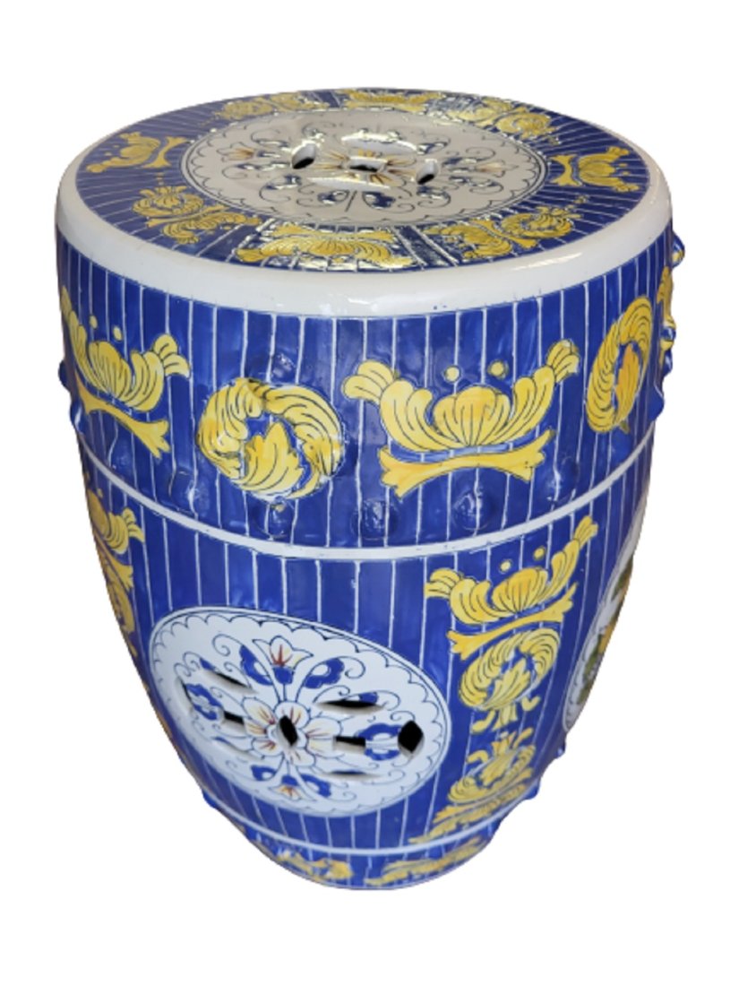 chinese export garden seat yellow, blue, white: 19" tall 11 1/2" across the top no repairs noted signed on the bottom see pics