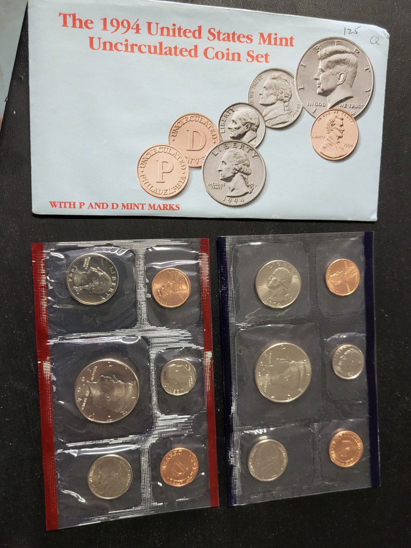 1994 us mint sets P & D 2 sets coins (1 of 3)