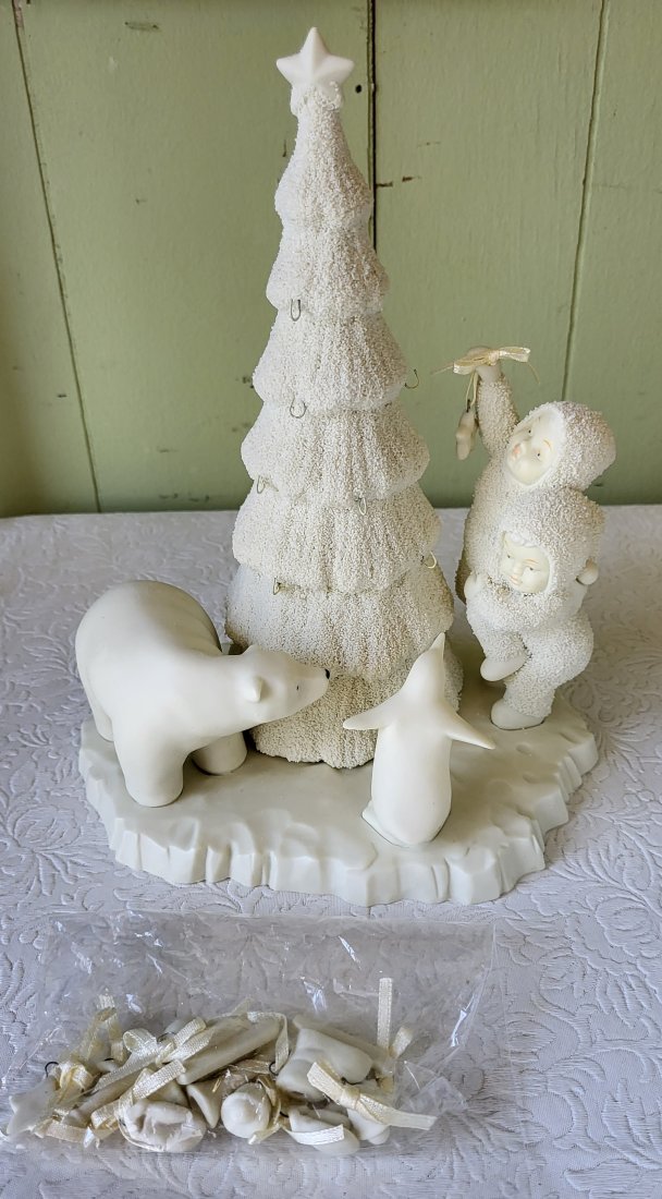dept 56 snow babies lift me higher: in orig Styrofoam but no sleeve has ornament that hang on it should be complete? appx 7.5" tall see pics