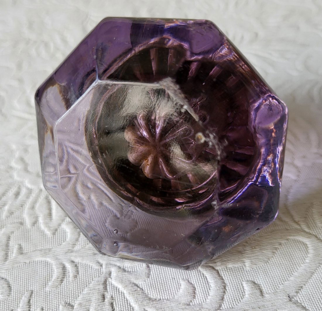 rare 8 sided purple glass door knob antique 2 1/4" (1 of 3)