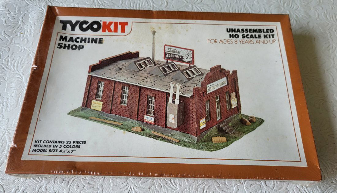 tyco ho scale machine shop new in box #7764 (1 of 2)