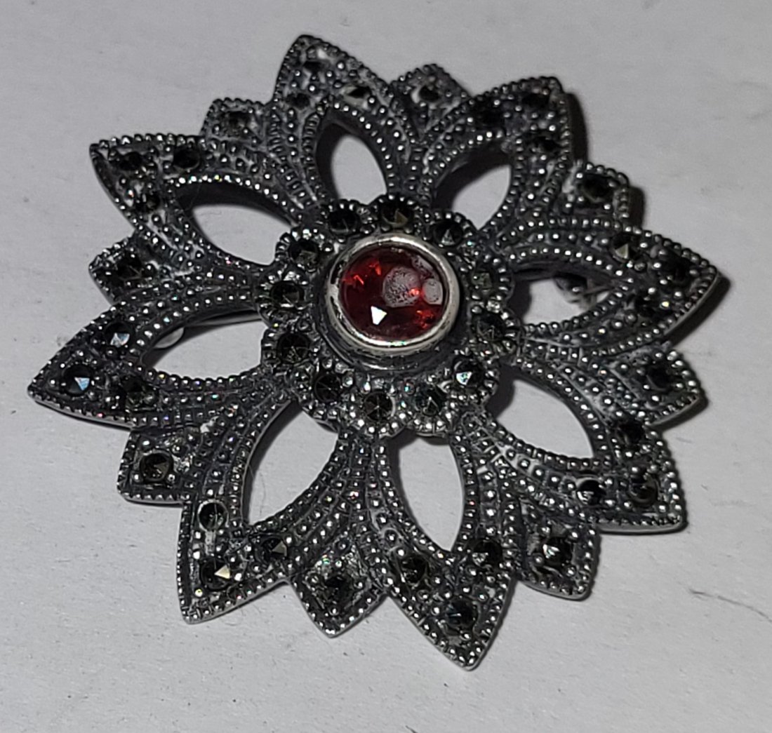 Victorian marcasite sterling & garnet brooch pin: gorgeous signed A925 on back in beautiful condition 1 1/2" wide see pics