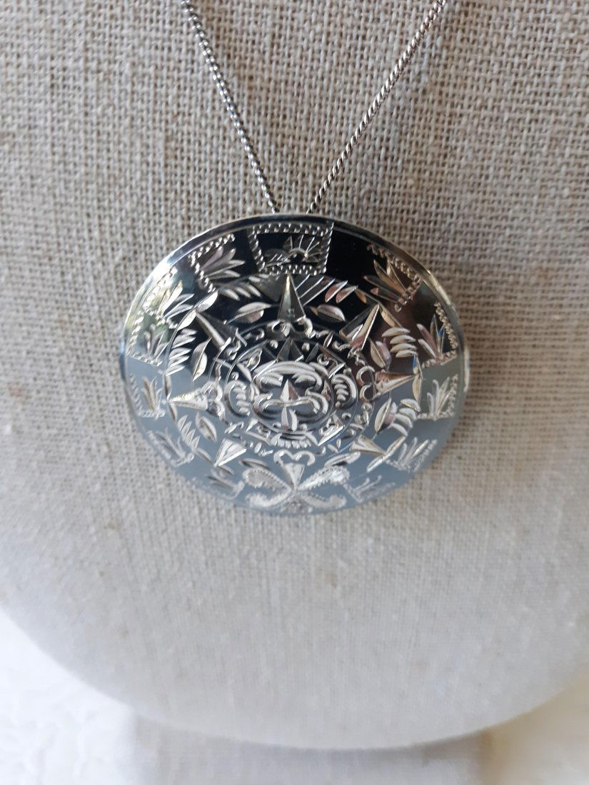 Vtg Sterling Aztec Or Mayan ? pendant Brooch Necklace (1 of 4)