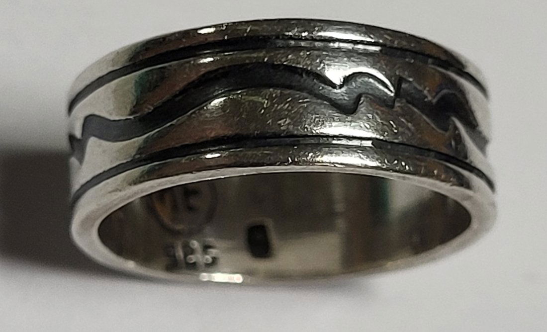 navaho sterling designer ring signed AE sz 9 (1 of 2)