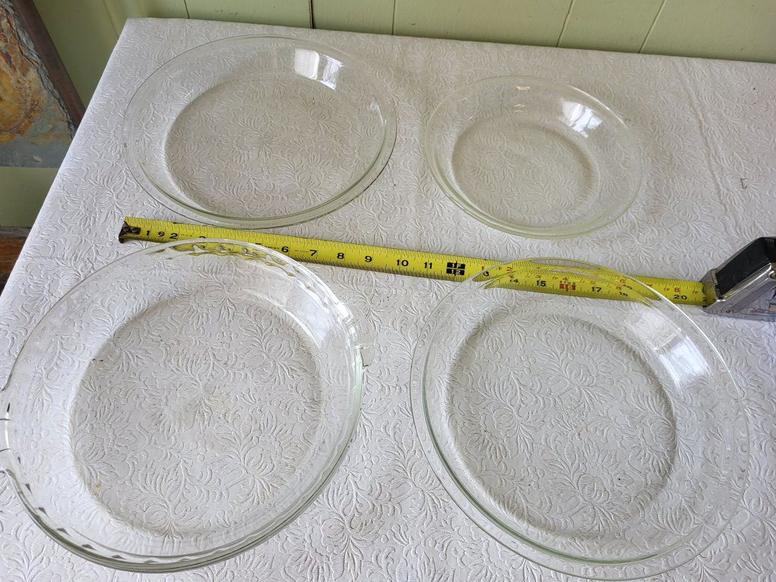 glass baking dishes lot of 4 pyrex,fireking++ (1 of 3)