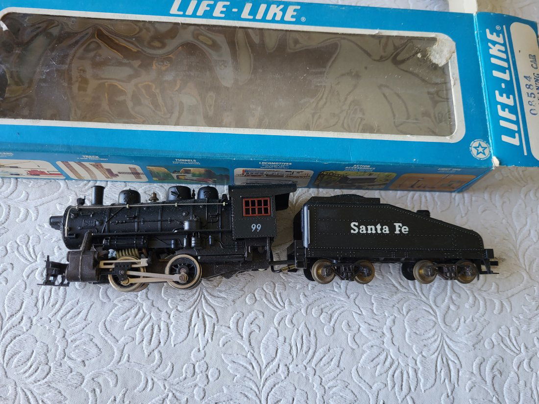 bachmann trains usra 0-6-0 w/smoke slope tender: untested in box but wrong outer sleeve train looks very good seepics