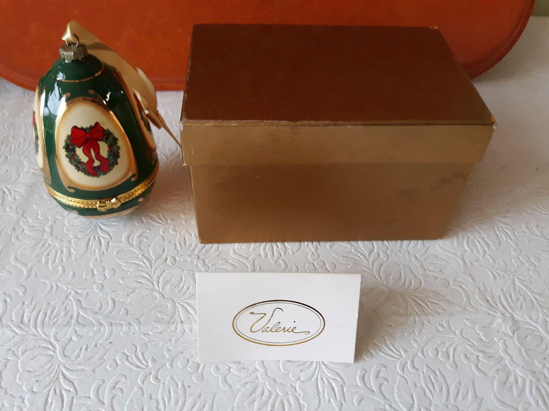 Mr Christmas Musical Egg Ornament W/Orig Box Valerie Parr Hikk (1 of 3)