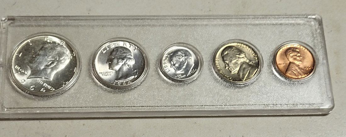 1964 silver us coin set kennedy to lincoln toned (1 of 3)