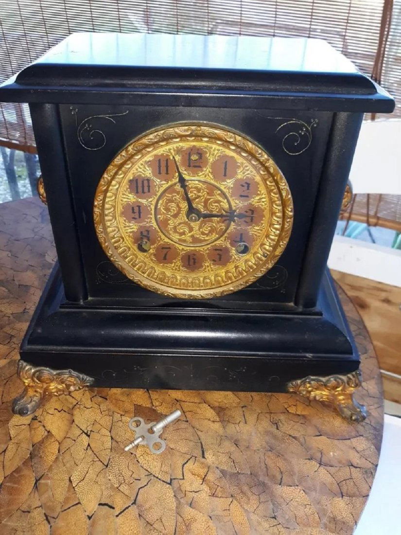 Mantle antique Sessions Clock Time/Strike Working! (1 of 4)