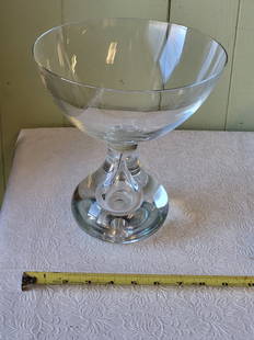 fine crystal pedestal bowl bengt orup johnansfors teardrop: ine crystal pedestal bowl bengt orup johnansfors teardropteardrop base 9 1/2" tall x 8 1/4" wide at top no chips or damage noted also see pics for condition see pics